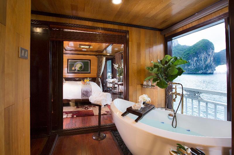 Khách sạn Hera Cruises